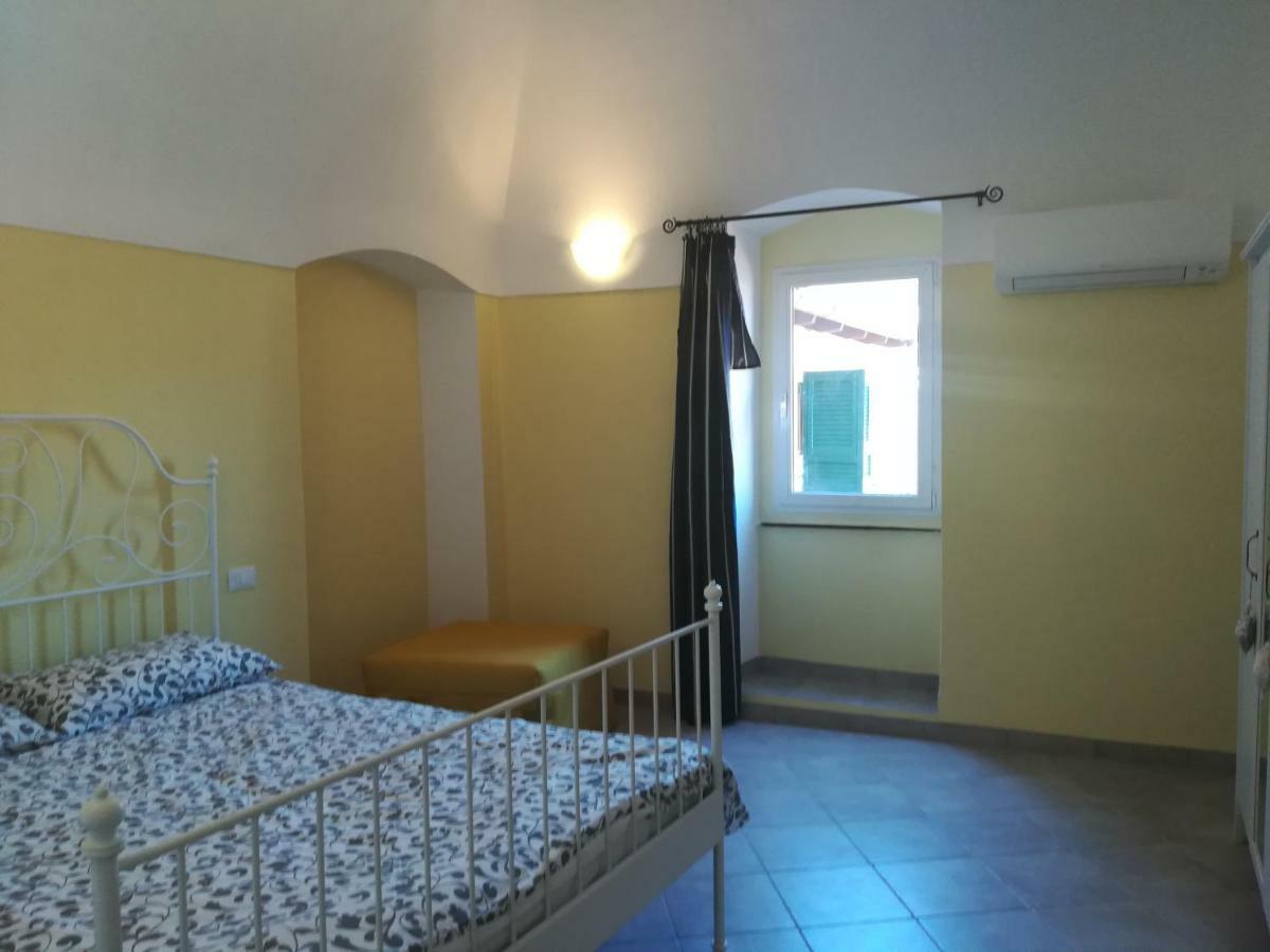 I Fiori Di Santo Stefano Διαμέρισμα Santo Stefano al Mare Εξωτερικό φωτογραφία